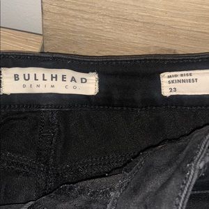 bullhead denim co black jeans !!!